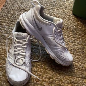 Nike T-Lite XL Sneakers